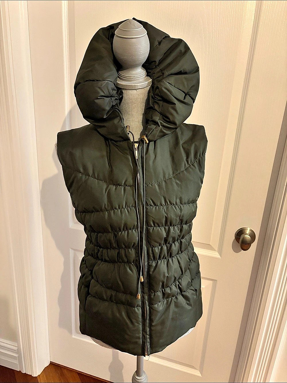 MICHAEL Michael Kors Dark Olive Green Down Hooded Puffer Vest S